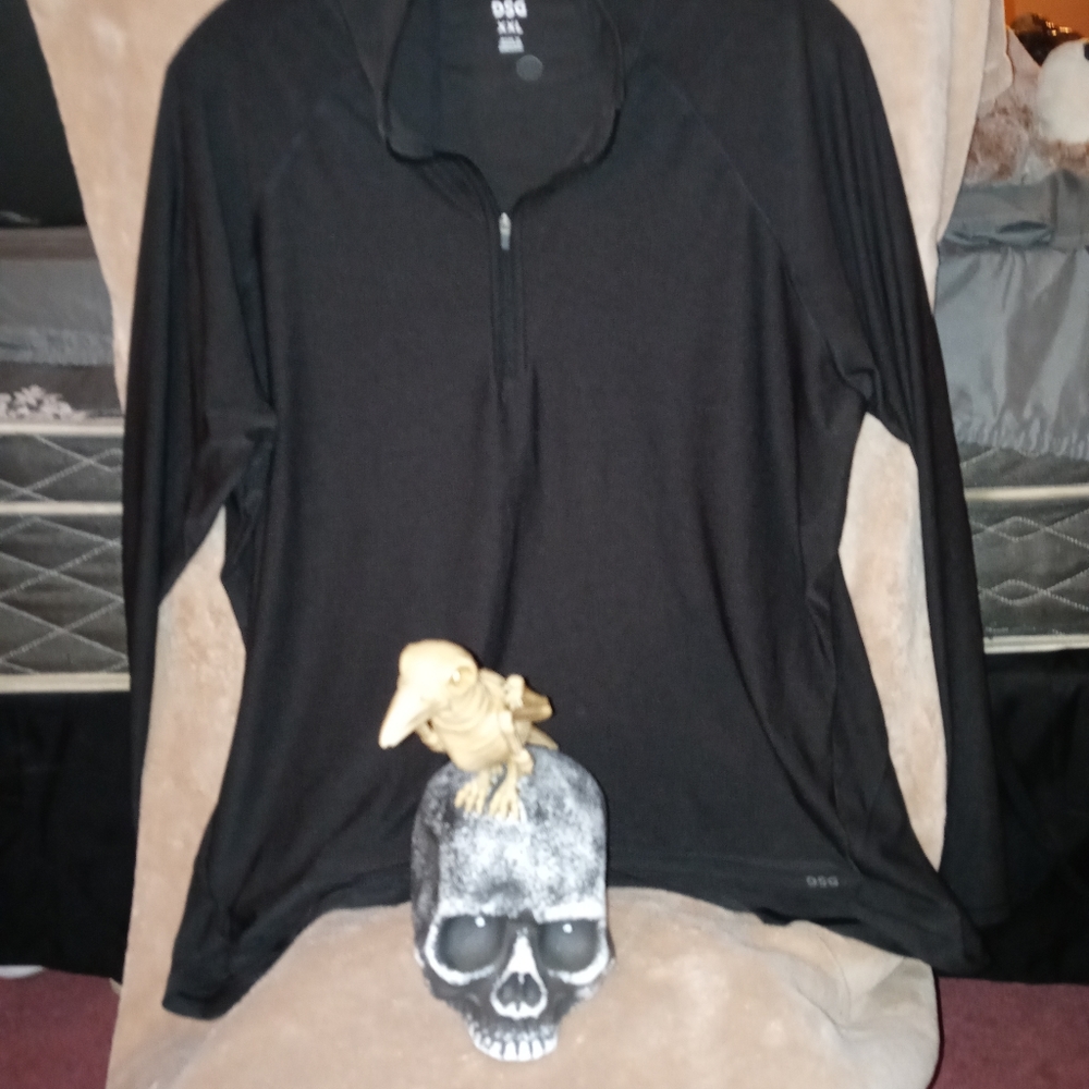 DSG pullover - Picture 1 of 3